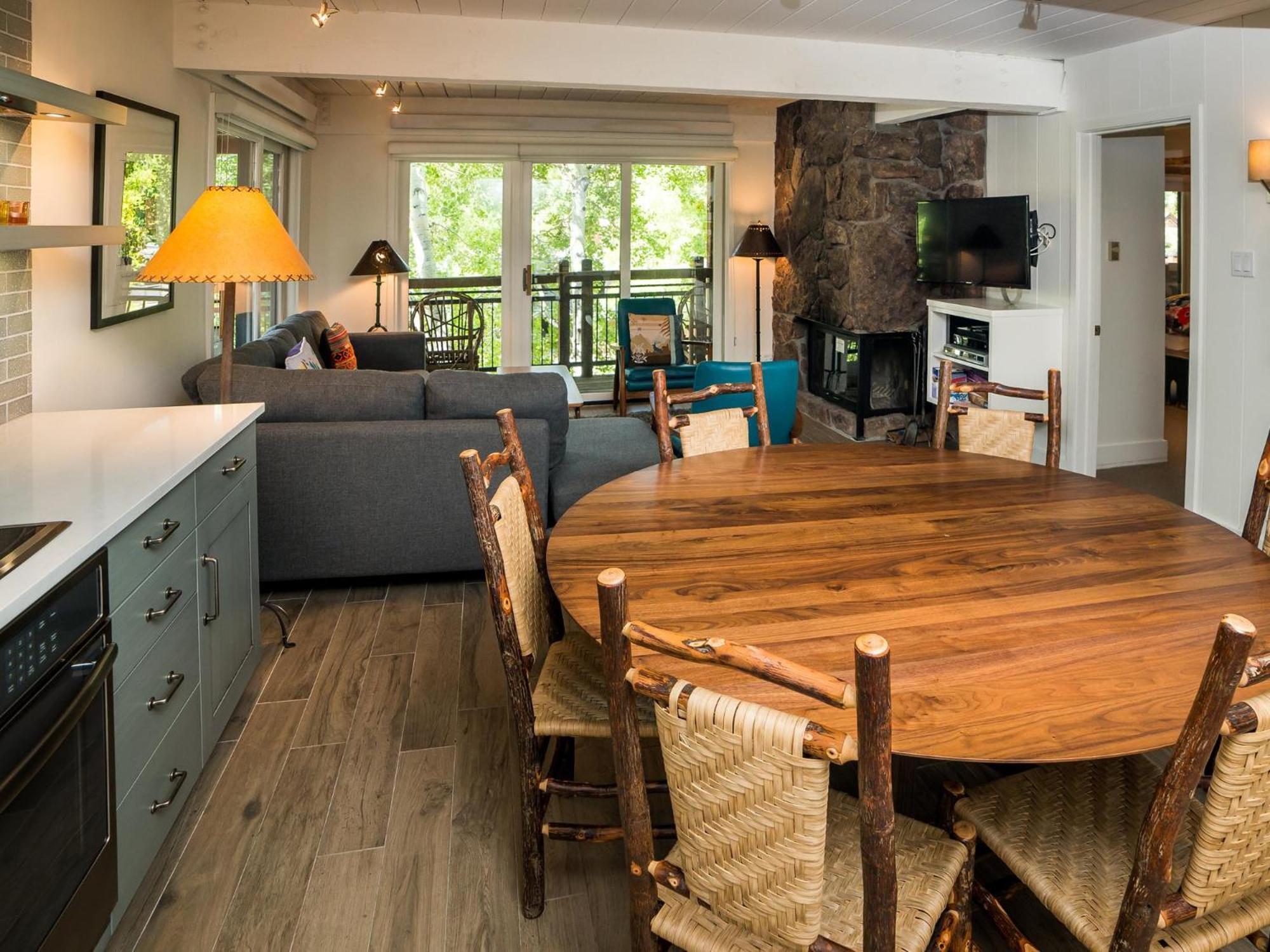 Lift One Condominiums - One, Two, Three Bedroom Units Adjacent To Downtown Aspen Oda fotoğraf