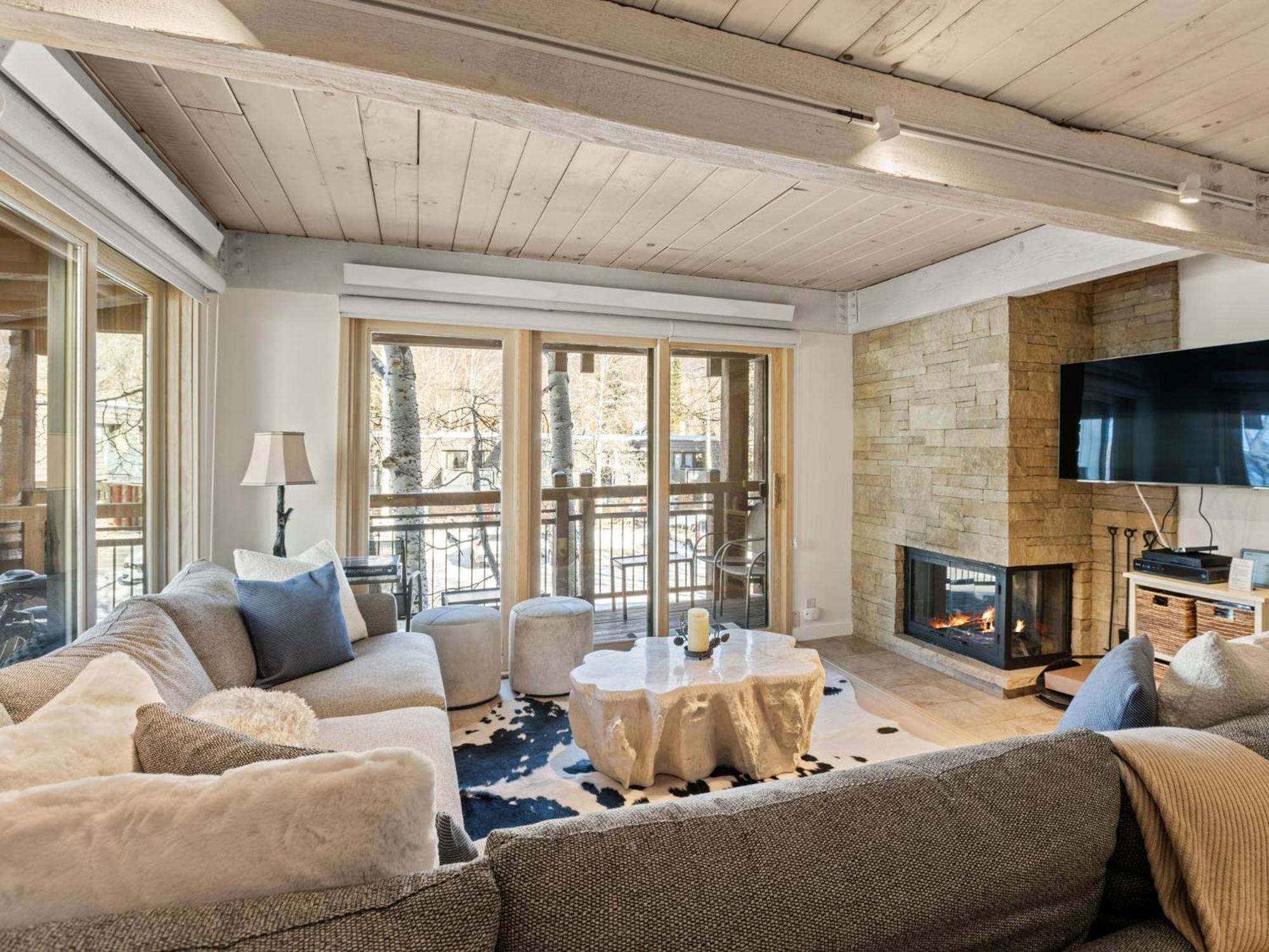 Lift One Condominiums - One, Two, Three Bedroom Units Adjacent To Downtown Aspen Oda fotoğraf
